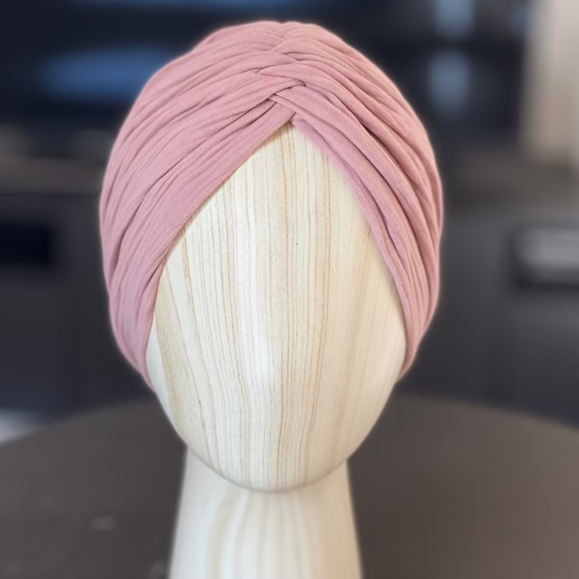 Rucha in dusty pink pleats