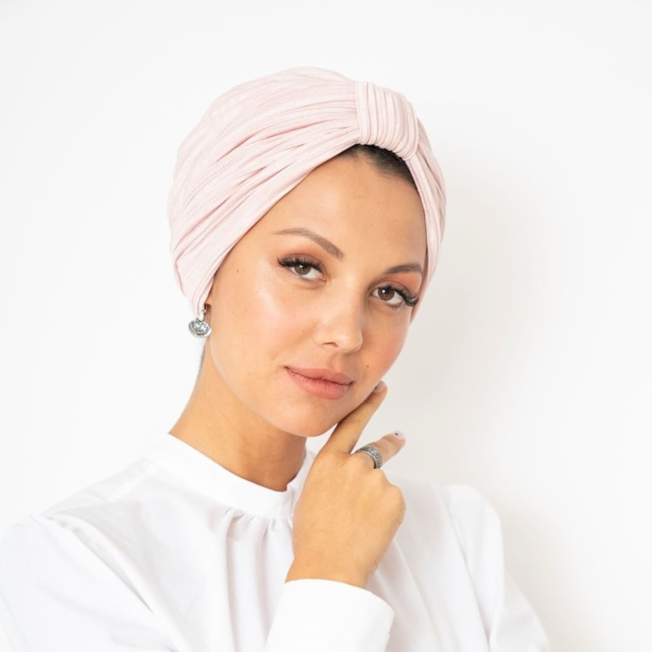 Vanna in baby pink pleats
