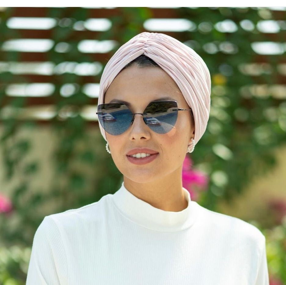 Rucha in light pink pleats