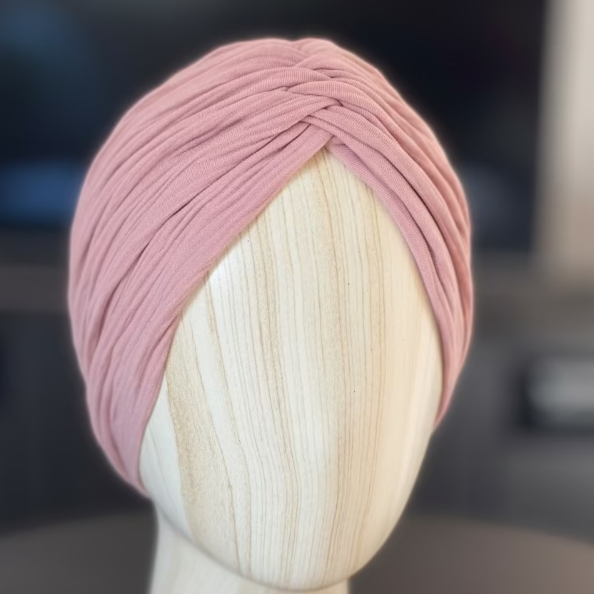 Rucha in dusty pink pleats