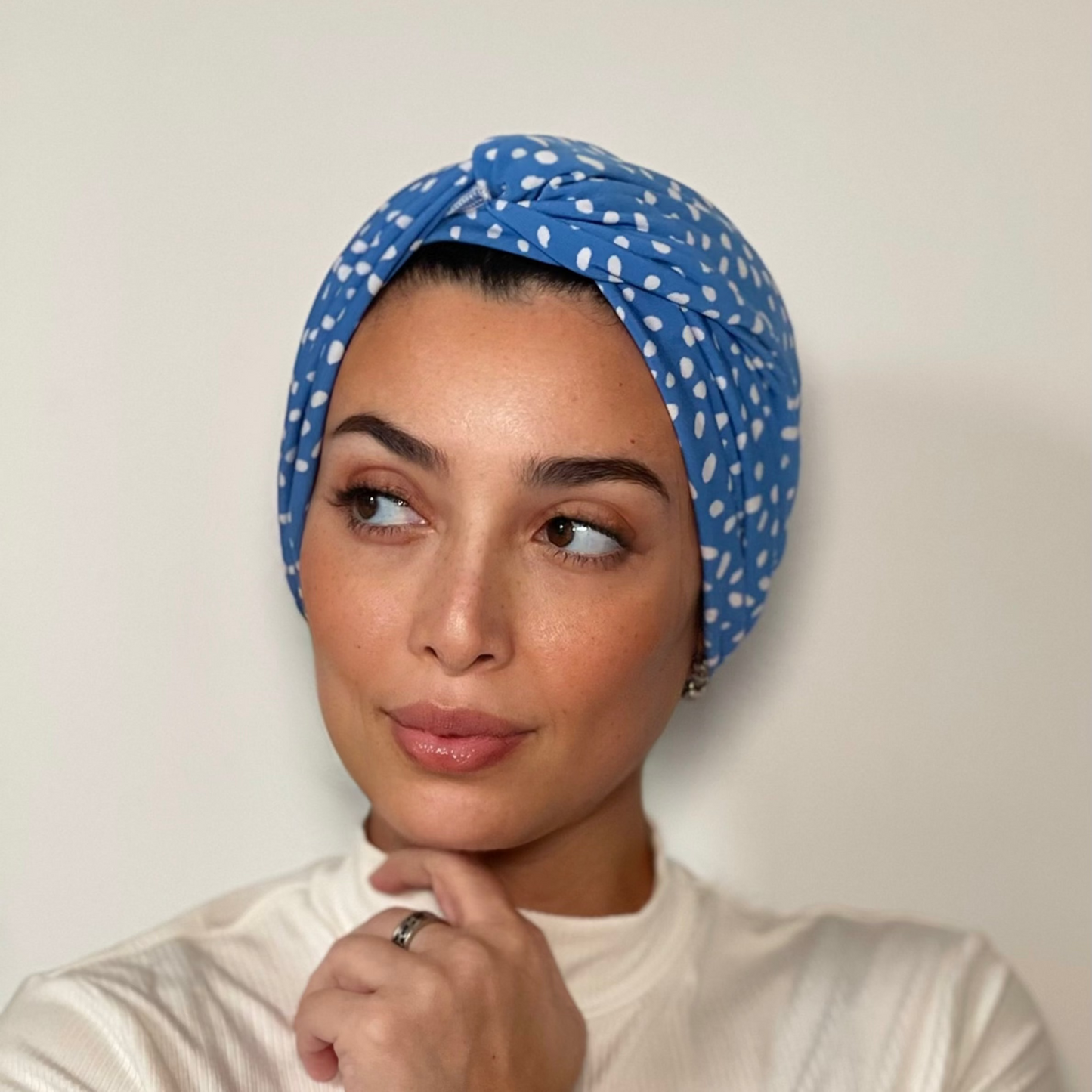 Twist in ocean mist blue