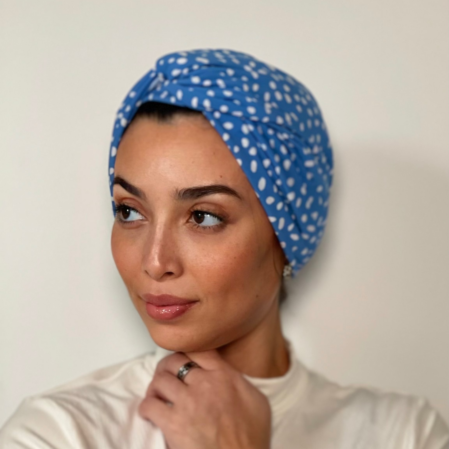 Twist in ocean mist blue