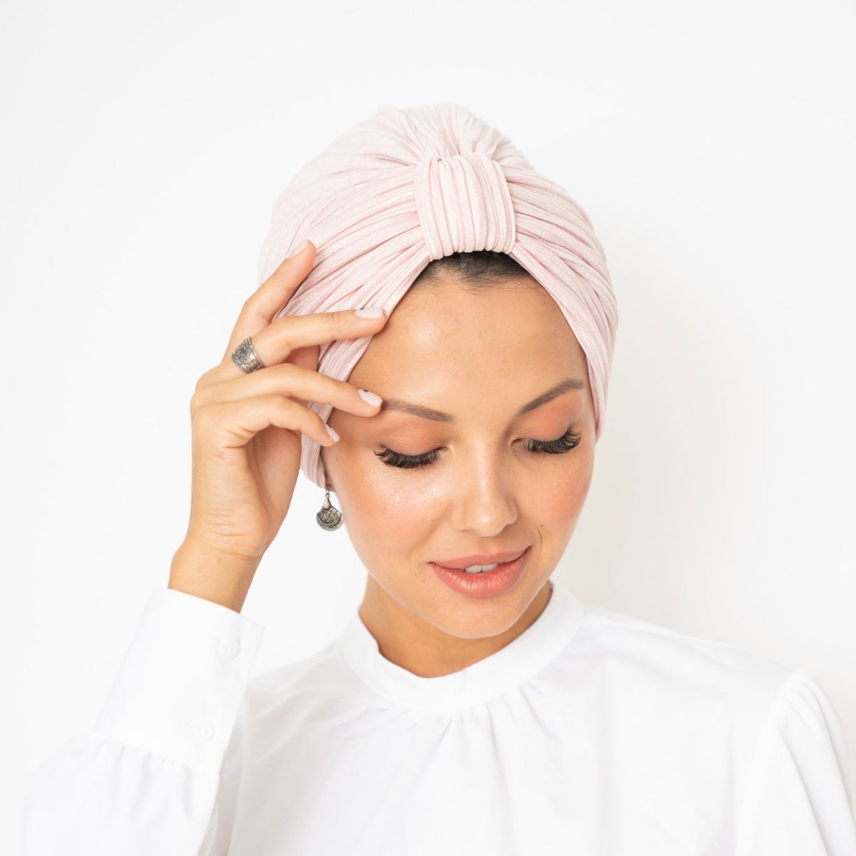 Vanna in baby pink pleats